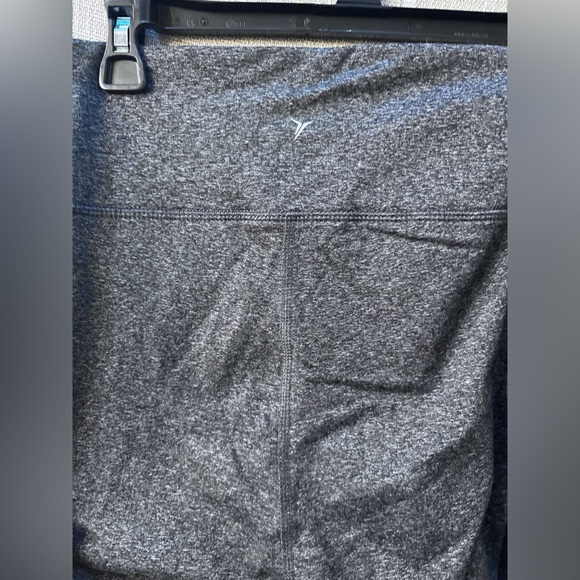 Old Navy Active High-Rise Crop Leggings For Women size XL - Picture 4 of 8